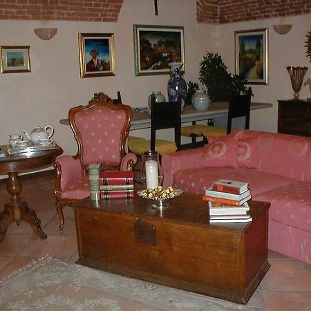 Torre Dei Frati Bed & Breakfast Fossano Exteriör bild