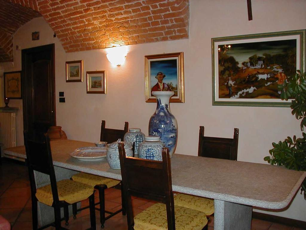Torre Dei Frati Bed & Breakfast Fossano Exteriör bild