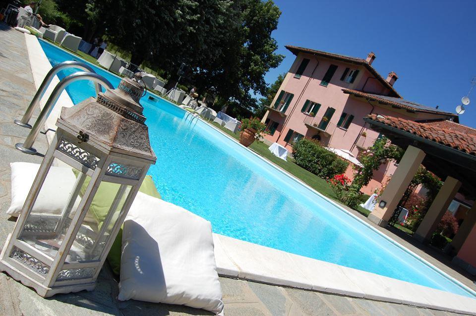 Torre Dei Frati Bed & Breakfast Fossano Exteriör bild